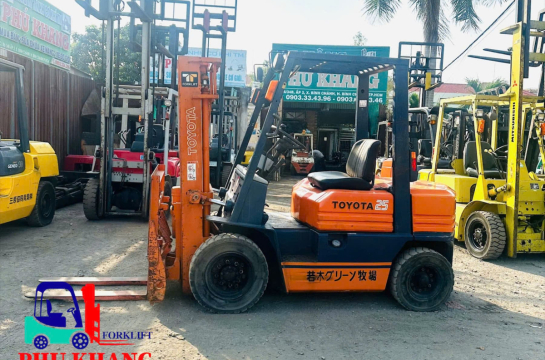 CÁC YẾU TỐ ẢNH HƯỞNG ĐẾN GIÁ XE NÂNG NHẬT CŨ