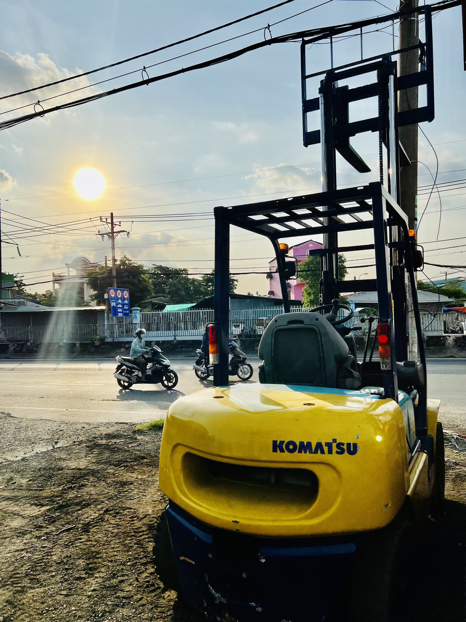 Xe Nâng Komatsu 2.5 Tấn 