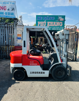 Xe Nâng Nissan 2,5tấn 