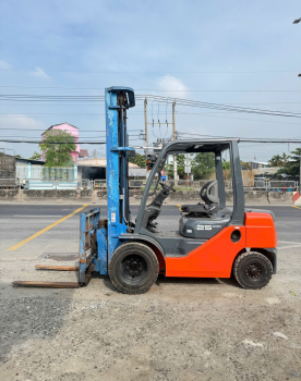 Xe Nâng Toyota 2.5 Tấn 8FD25 Máy Dầu – Số Tự Động | Nâng Cao 6.5m, Có Gật Gù