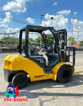Xe Nâng Komatsu 2,5 tấn