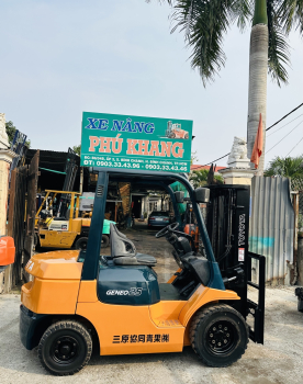 Xe Nâng Toyota 2,5Tấn 3ty3lao