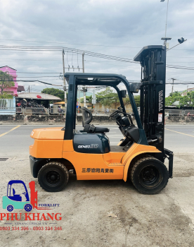 Xe Nâng Toyota 3Tấn Thang 3Ty 3Lao