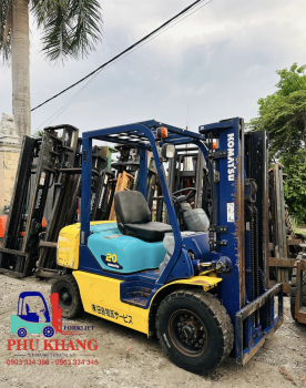 Xe nâng  komatsu 2 tấn