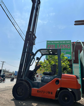 Xe Nâng Dầu Toyota 3 Tấn #002