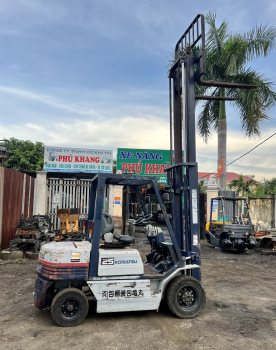 Xe Nâng Komatsu 2.5 Tấn #020