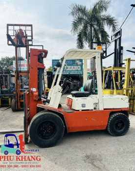 Xe Nâng Nissan 3 tấn #1702