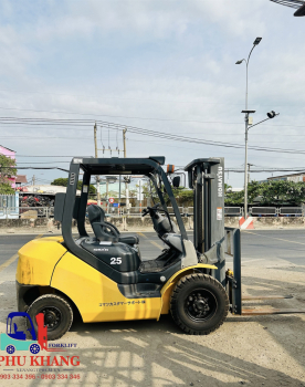 Xe Nâng Komatsu 2.5 tấn